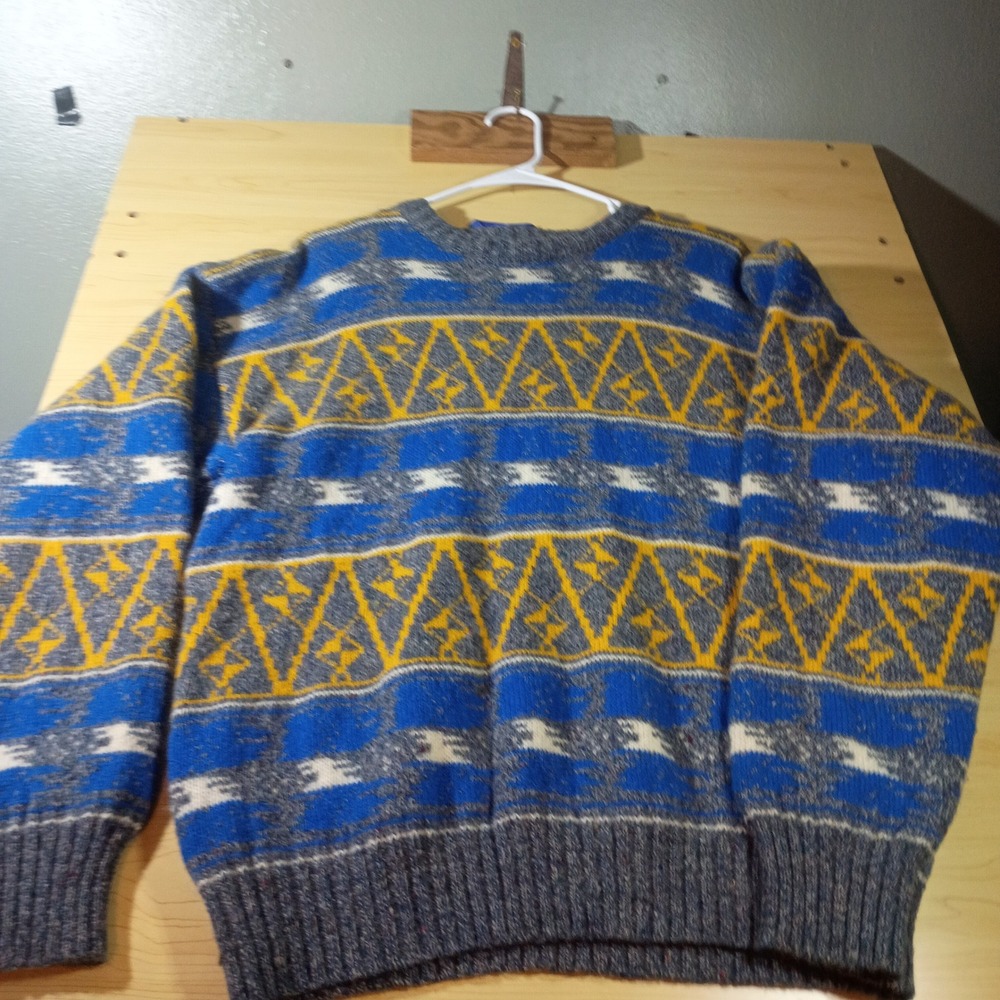 Hunt Club Sweater Men L 42-44 Blue Yellow Wool Blend Geometric Vintage Crewneck
